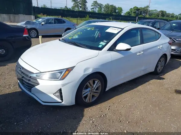 5NPD84LF3KH419502 2019 HYUNDAI ELANTRA - Image 2