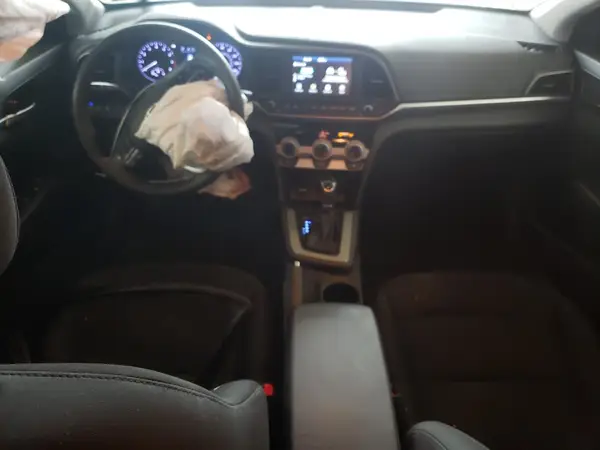 5NPD84LF3KH422299 2019 HYUNDAI ELANTRA - Image 8