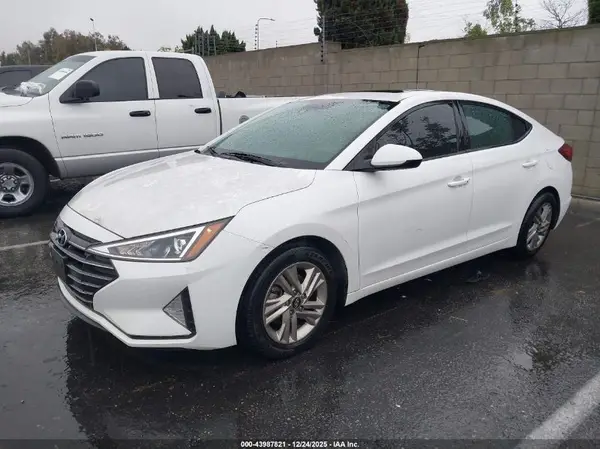 5NPD84LF3KH423310 2019 HYUNDAI ELANTRA - Image 2