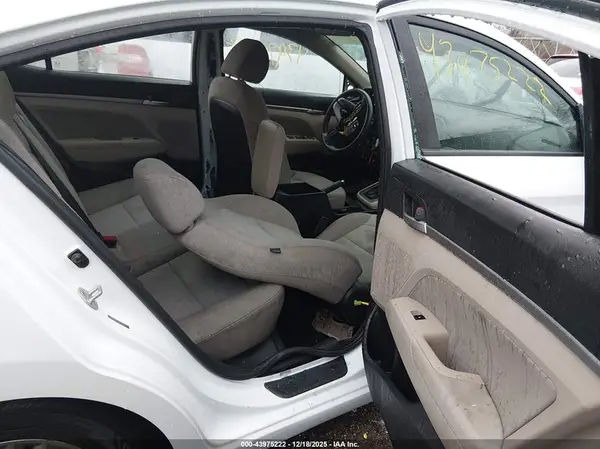 5NPD84LF3KH423677 2019 HYUNDAI ELANTRA - Image 8