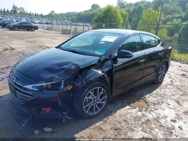 5NPD84LF3KH424716 2019 HYUNDAI ELANTRA - Image 2