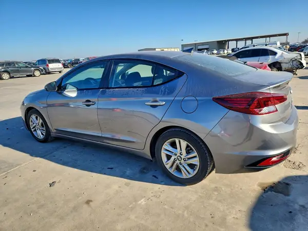 5NPD84LF3KH426076 2019 HYUNDAI ELANTRA - Image 2