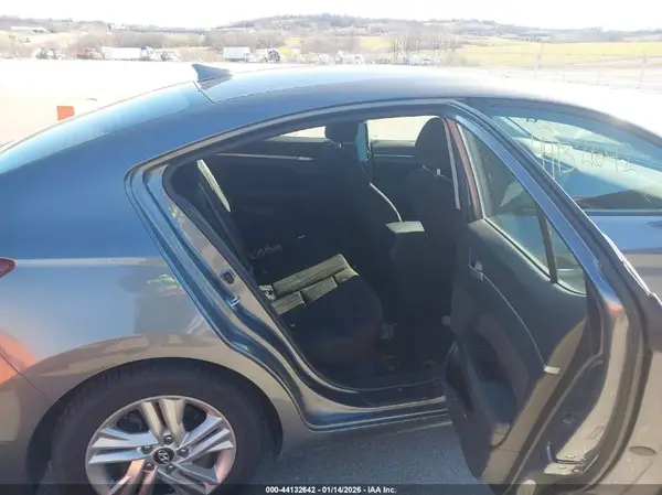 5NPD84LF3KH426224 2019 HYUNDAI ELANTRA - Image 8