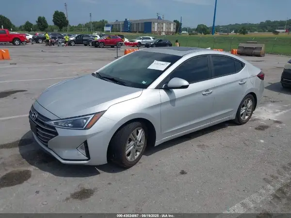 5NPD84LF3KH431276 2019 HYUNDAI ELANTRA - Image 2