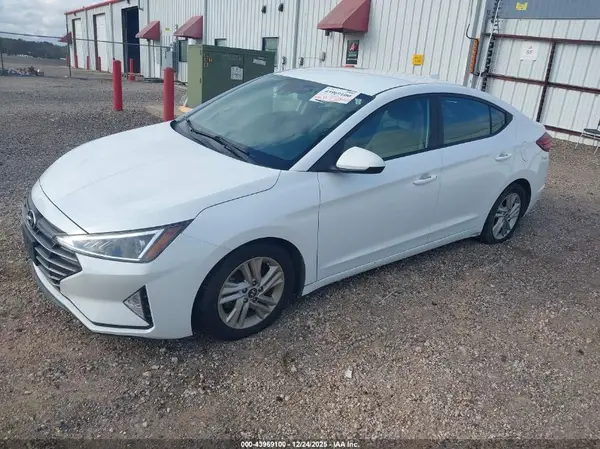 5NPD84LF3KH432072 2019 HYUNDAI ELANTRA - Image 2