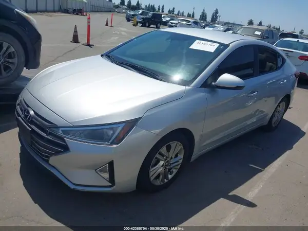 5NPD84LF3KH436493 2019 HYUNDAI ELANTRA - Image 2