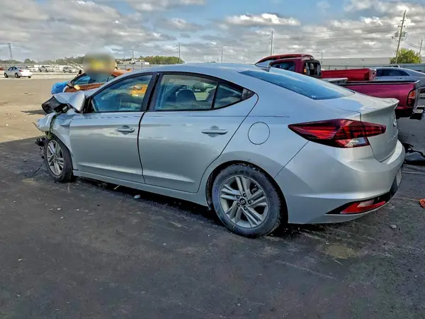 5NPD84LF3KH439992 2019 HYUNDAI ELANTRA - Image 2