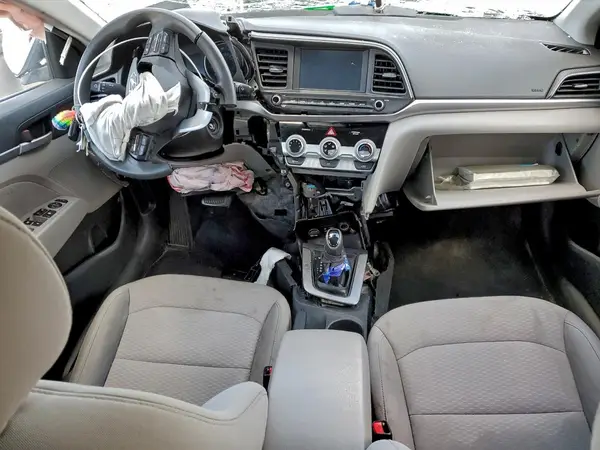5NPD84LF3KH439992 2019 HYUNDAI ELANTRA - Image 8