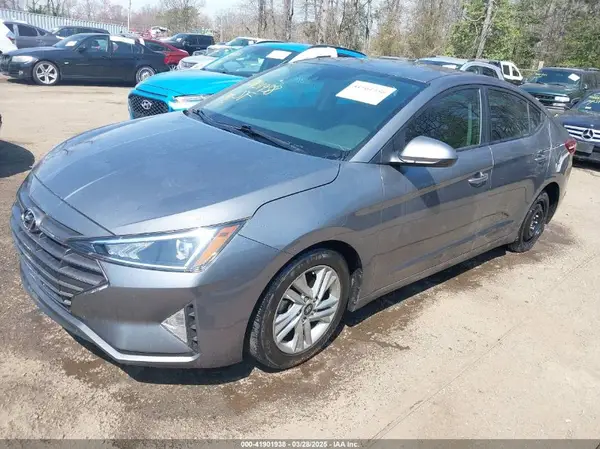 5NPD84LF3KH440057 2019 HYUNDAI ELANTRA - Image 2