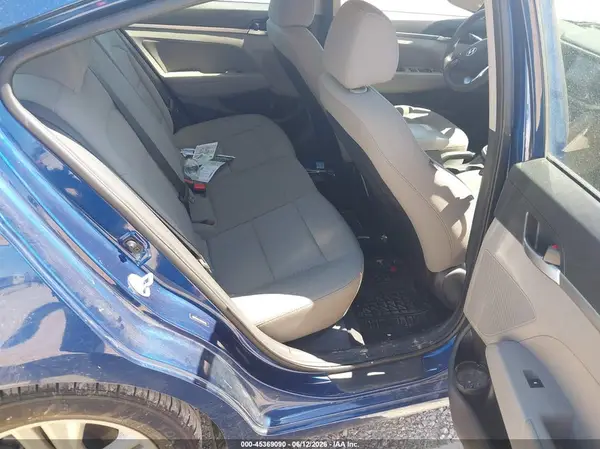 5NPD84LF3KH440706 2019 HYUNDAI ELANTRA - Image 8