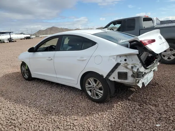 5NPD84LF3KH442181 2019 HYUNDAI ELANTRA - Image 2