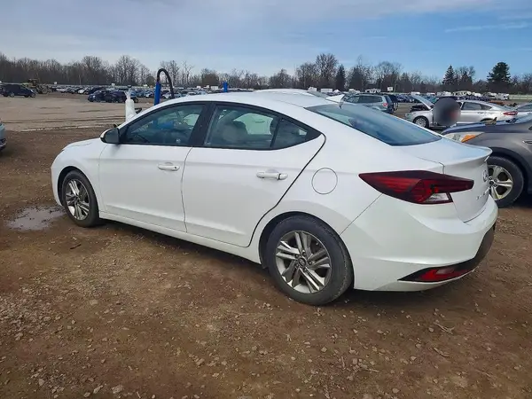 5NPD84LF3KH445095 2019 HYUNDAI ELANTRA - Image 2
