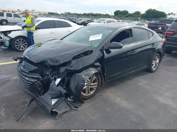 5NPD84LF3KH445839 2019 HYUNDAI ELANTRA - Image 2