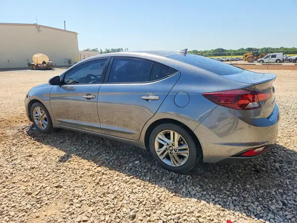 5NPD84LF3KH446831 2019 HYUNDAI ELANTRA - Image 2