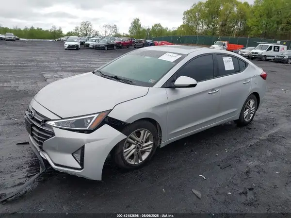 5NPD84LF3KH450555 2019 HYUNDAI ELANTRA - Image 2