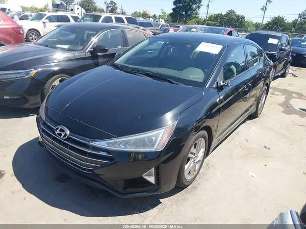 5NPD84LF3KH456243 2019 HYUNDAI ELANTRA - Image 2