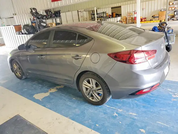 5NPD84LF3KH457344 2019 HYUNDAI ELANTRA - Image 2