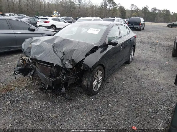 5NPD84LF3KH458008 2019 HYUNDAI ELANTRA - Image 2