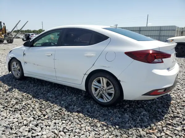 5NPD84LF3KH459904 2019 HYUNDAI ELANTRA - Image 2