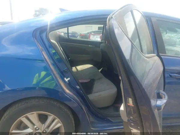 5NPD84LF3KH460292 2019 HYUNDAI ELANTRA - Image 8