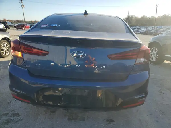 2019 HYUNDAI ELANTRA auction photo 6