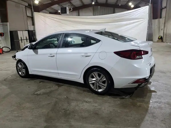 5NPD84LF3KH462964 2019 HYUNDAI ELANTRA - Image 2