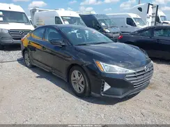 5NPD84LF3KH463063 2019 HYUNDAI ELANTRA