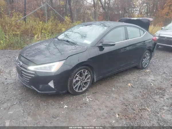 5NPD84LF3KH467758 2019 HYUNDAI ELANTRA - Image 2