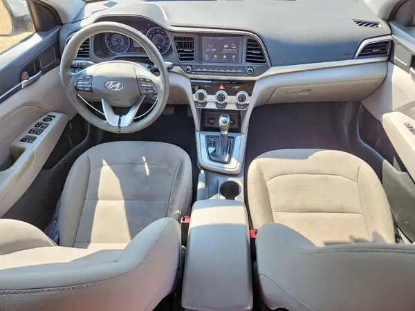 5NPD84LF3KH468070 2019 HYUNDAI ELANTRA - Image 8