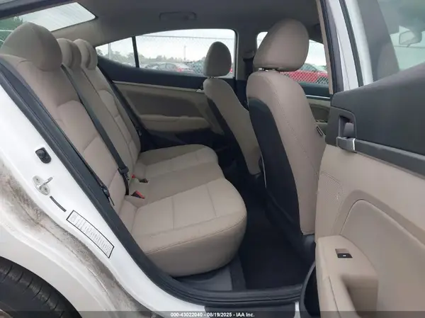 5NPD84LF3KH468425 2019 HYUNDAI ELANTRA - Image 8