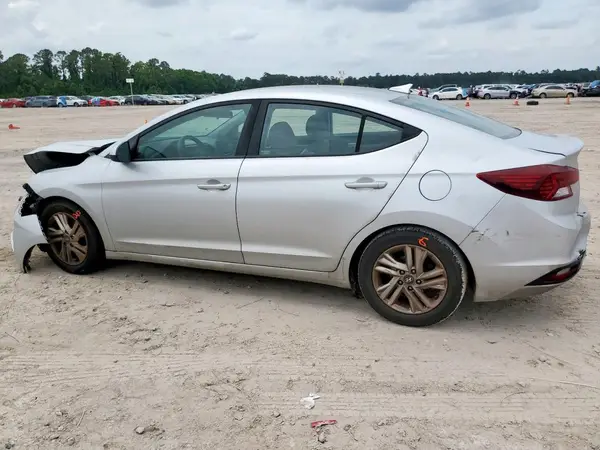 5NPD84LF3KH470028 2019 HYUNDAI ELANTRA - Image 2
