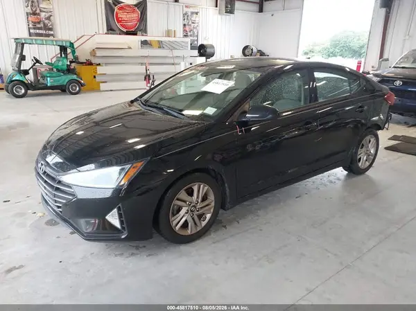 5NPD84LF3KH472460 2019 HYUNDAI ELANTRA - Image 2