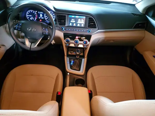5NPD84LF3KH472782 2019 HYUNDAI ELANTRA - Image 8