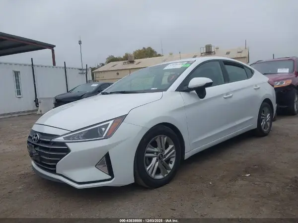 5NPD84LF3KH473074 2019 HYUNDAI ELANTRA - Image 2
