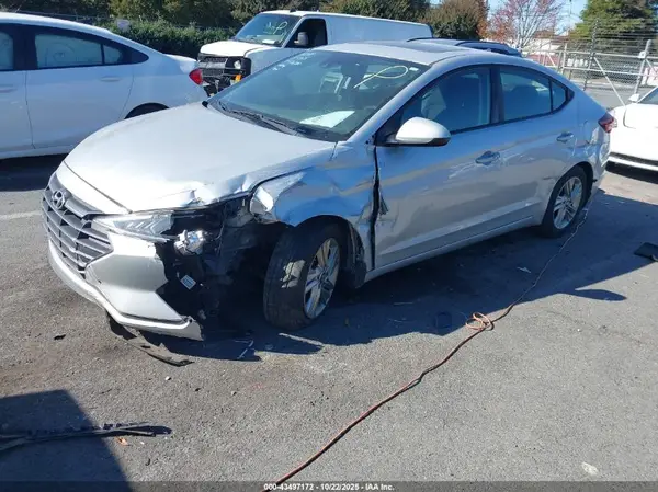 5NPD84LF3KH476220 2019 HYUNDAI ELANTRA - Image 2