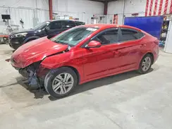 5NPD84LF3KH477478 2019 HYUNDAI ELANTRA