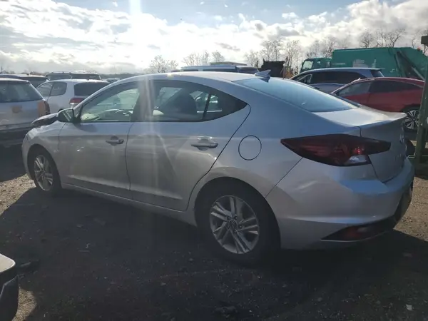 5NPD84LF3KH479859 2019 HYUNDAI ELANTRA - Image 2