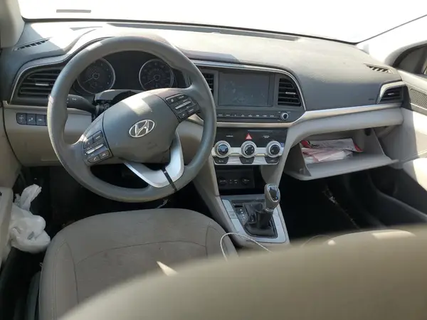 5NPD84LF3KH483569 2019 HYUNDAI ELANTRA - Image 8