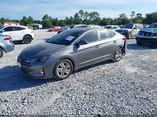 5NPD84LF3KH484379 2019 HYUNDAI ELANTRA - Image 2