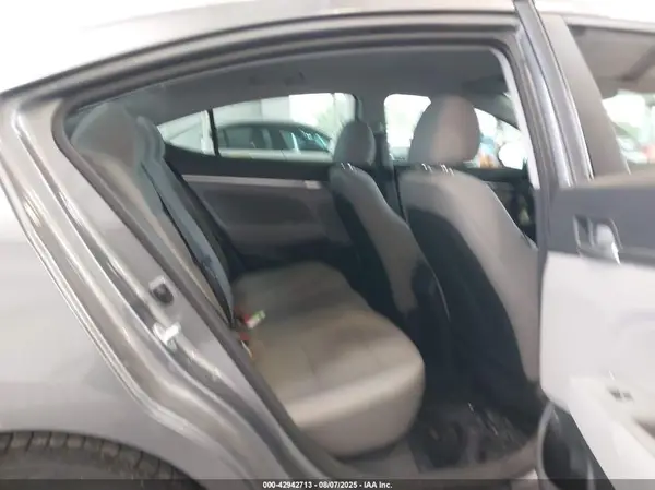 5NPD84LF3KH490232 2019 HYUNDAI ELANTRA - Image 8