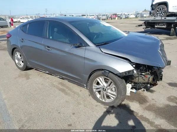 5NPD84LF3KH493048 2019 HYUNDAI ELANTRA - Image 1