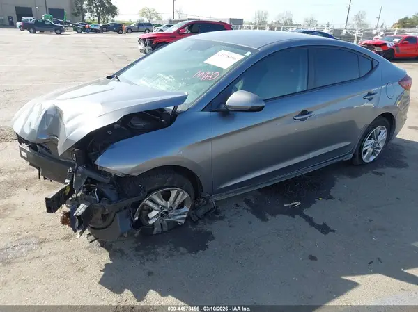 5NPD84LF3KH493048 2019 HYUNDAI ELANTRA - Image 2