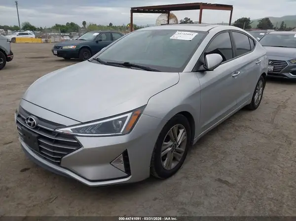 5NPD84LF3KH494491 2019 HYUNDAI ELANTRA - Image 2