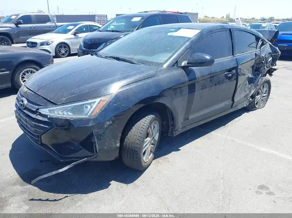 5NPD84LF3KH496192 2019 HYUNDAI ELANTRA - Image 2