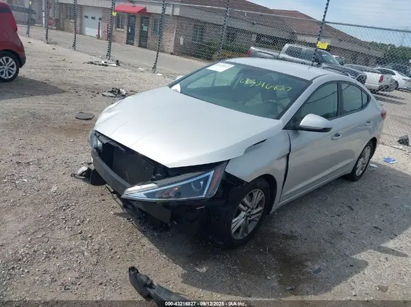 5NPD84LF3LH506706 2020 HYUNDAI ELANTRA - Image 2