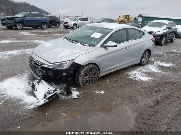 5NPD84LF3LH535865 2020 HYUNDAI ELANTRA - Image 2