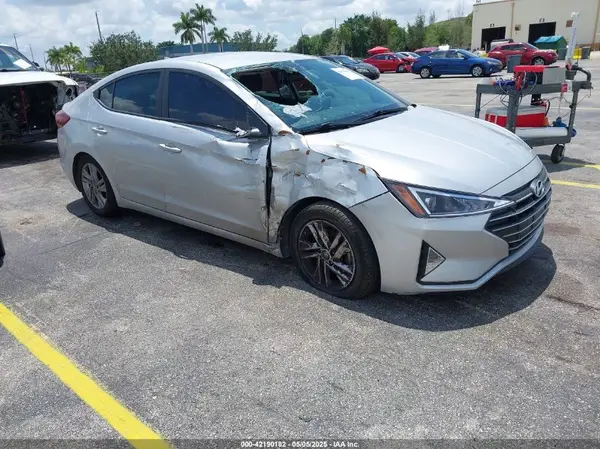 5NPD84LF3LH540242 2020 HYUNDAI ELANTRA - Image 1