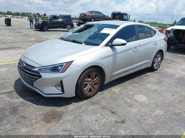 5NPD84LF3LH540242 2020 HYUNDAI ELANTRA - Image 2