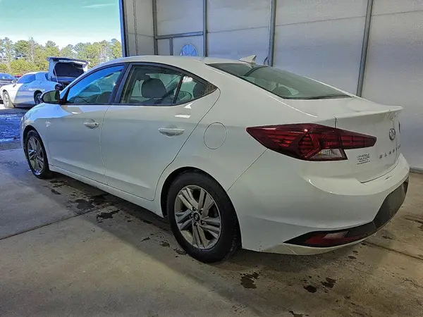 5NPD84LF3LH549572 2020 HYUNDAI ELANTRA - Image 2