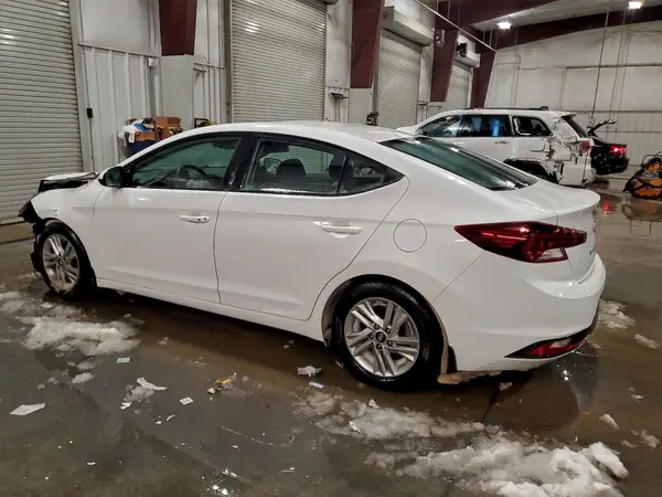 5NPD84LF3LH562516 2020 HYUNDAI ELANTRA - Image 2